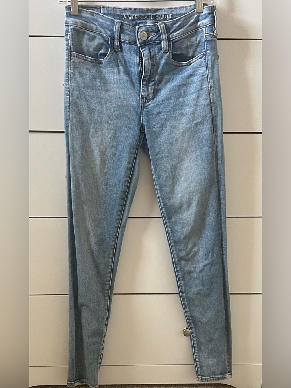 American Eagle Outfitters Light Blue Skinny Jeans